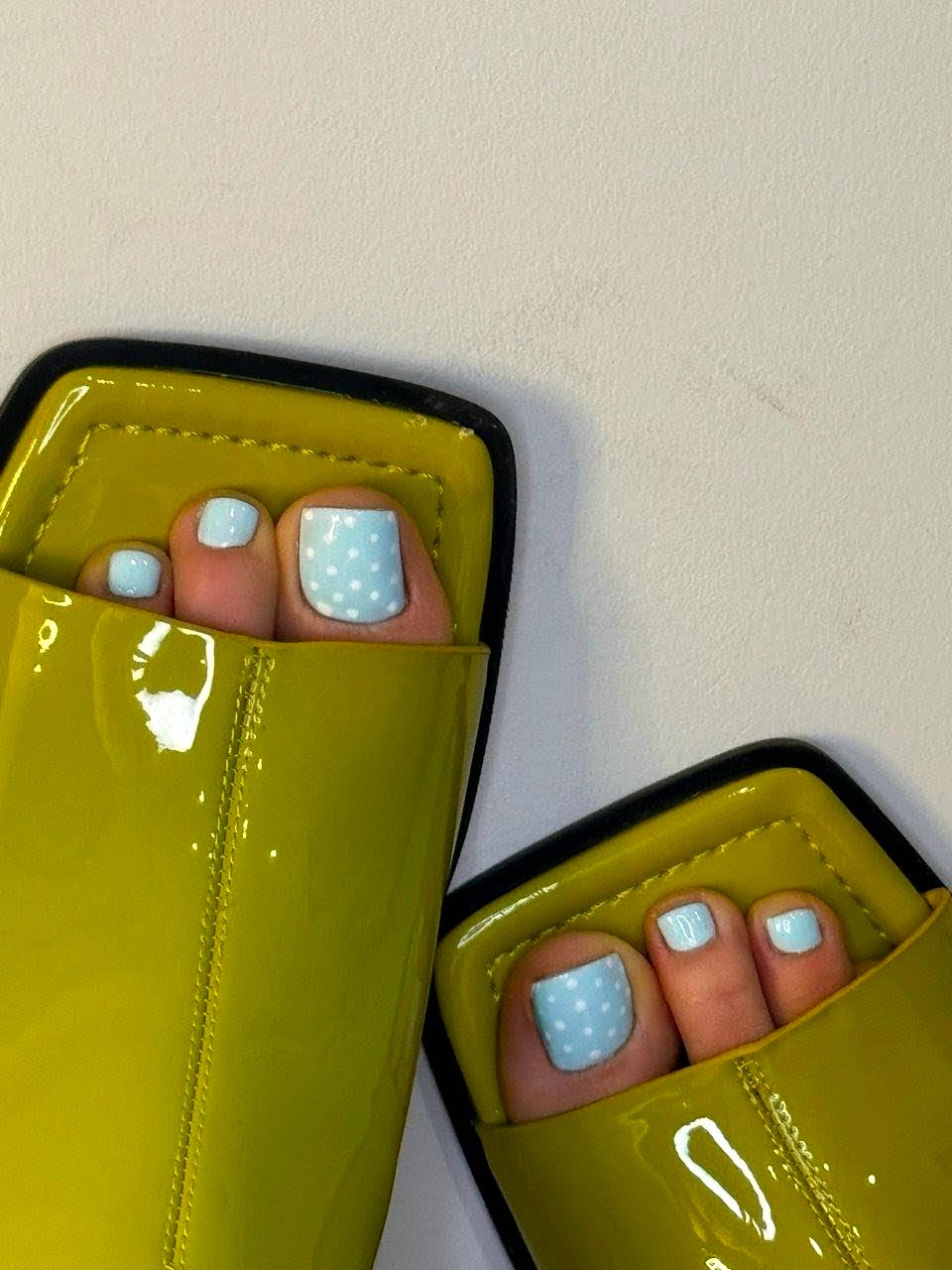 Beauté des pieds — Surya Beauty Bordeaux