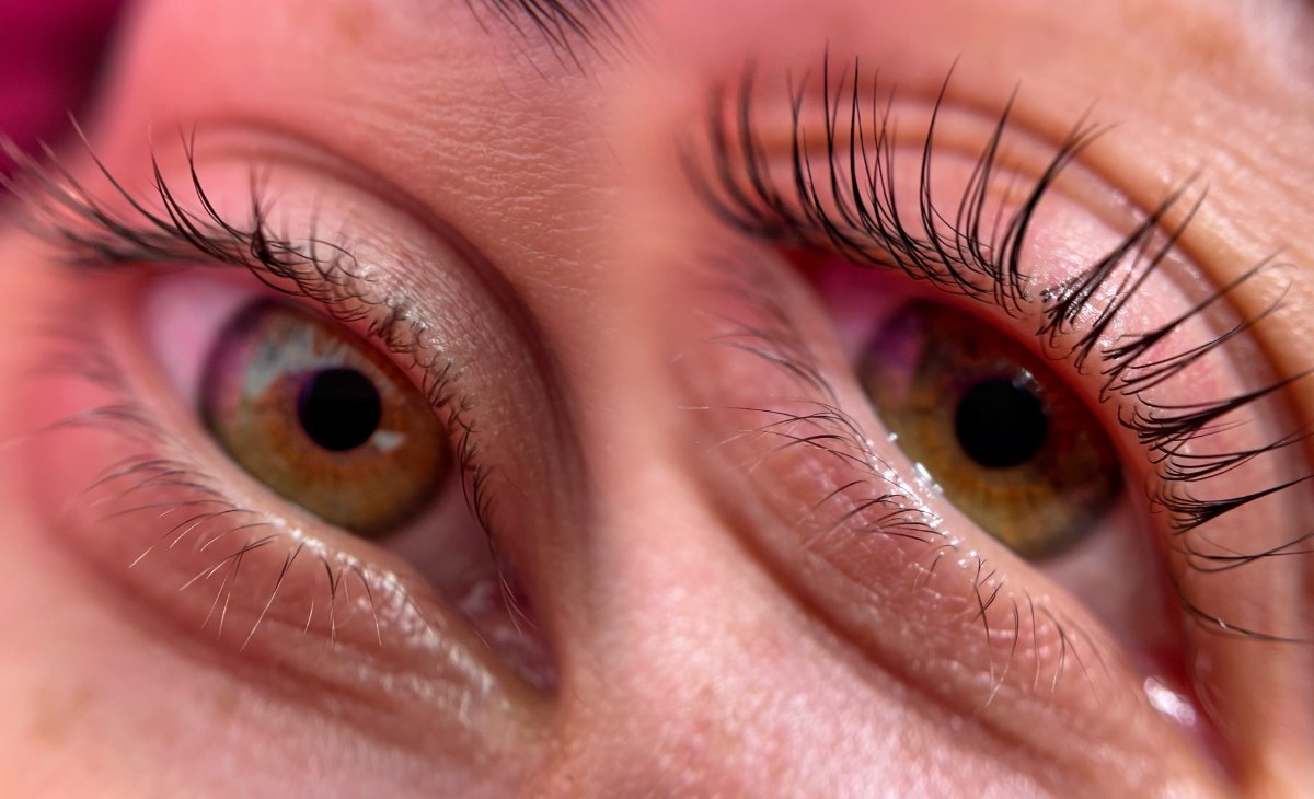 Rehaussement de cils — Surya Beauty Bordeaux